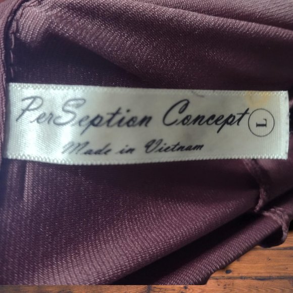 Mauve V-Neck Blouse w/ 3/4 Length Sleeves - Picture 2 of 2